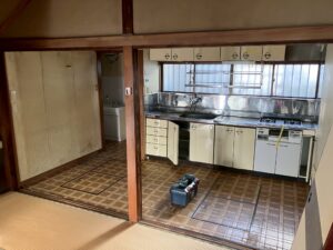 キッチン交換工事の施工前2